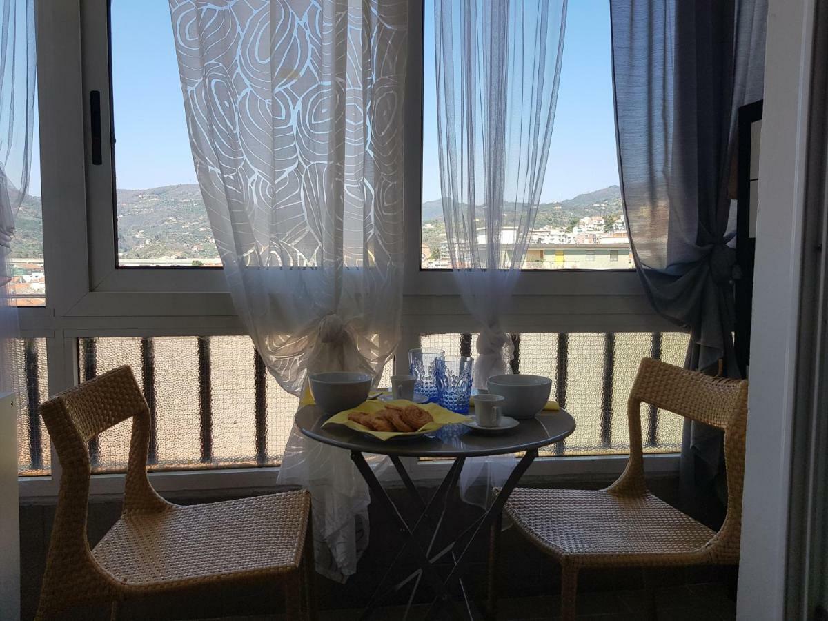 דירות Romantica Fuga Con Vista Panoramica Sulla Citta Di סאבונה מראה חיצוני תמונה